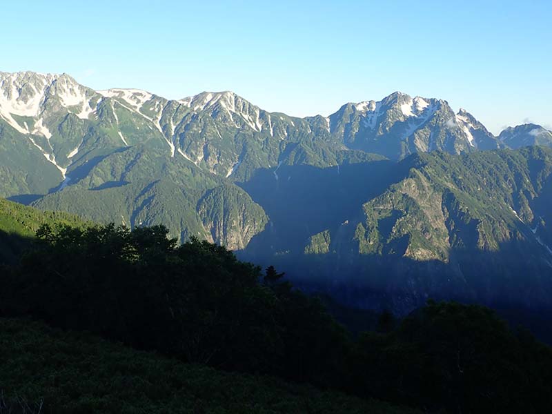 10.岩小屋沢岳からの剱・立山