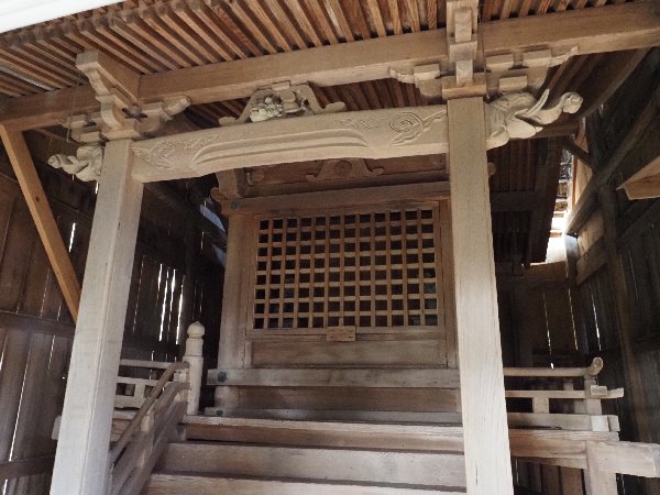 1.松尾神社本殿