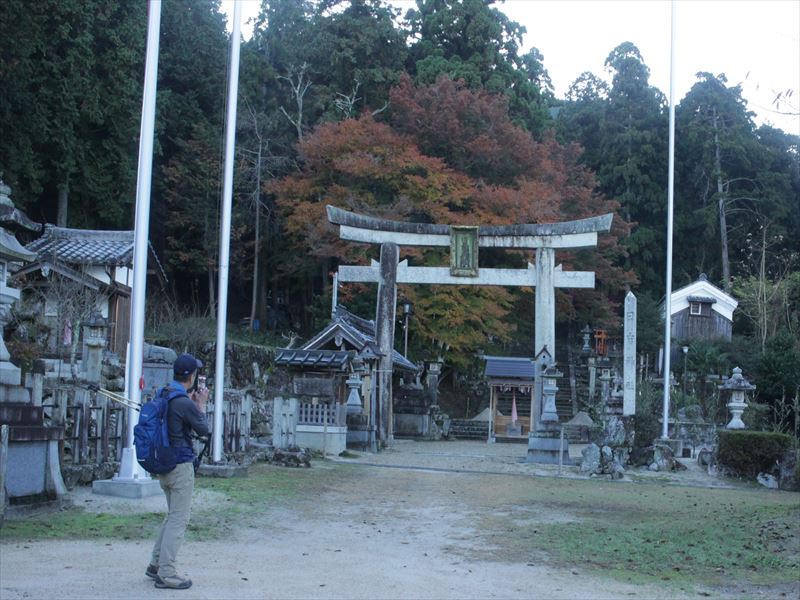 10.下り着いた所は日吉神社でした